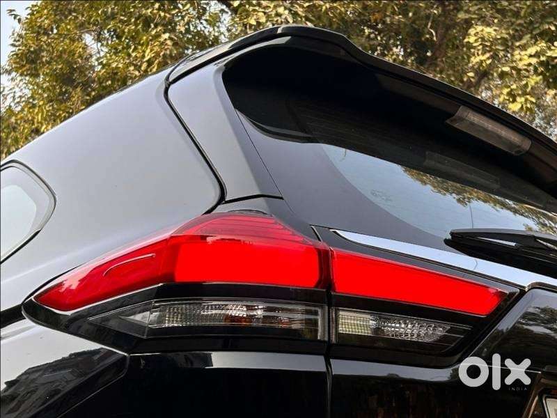 Toyota Innova Hycross 2.0 Zx (o) Hybrid 7 Str, 2024, Cng & Hybrids