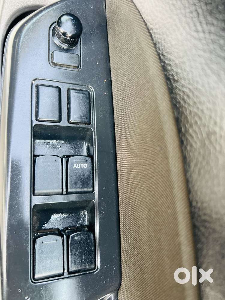 Maruti Suzuki Swift Vxi + Manual, 2015, Petrol