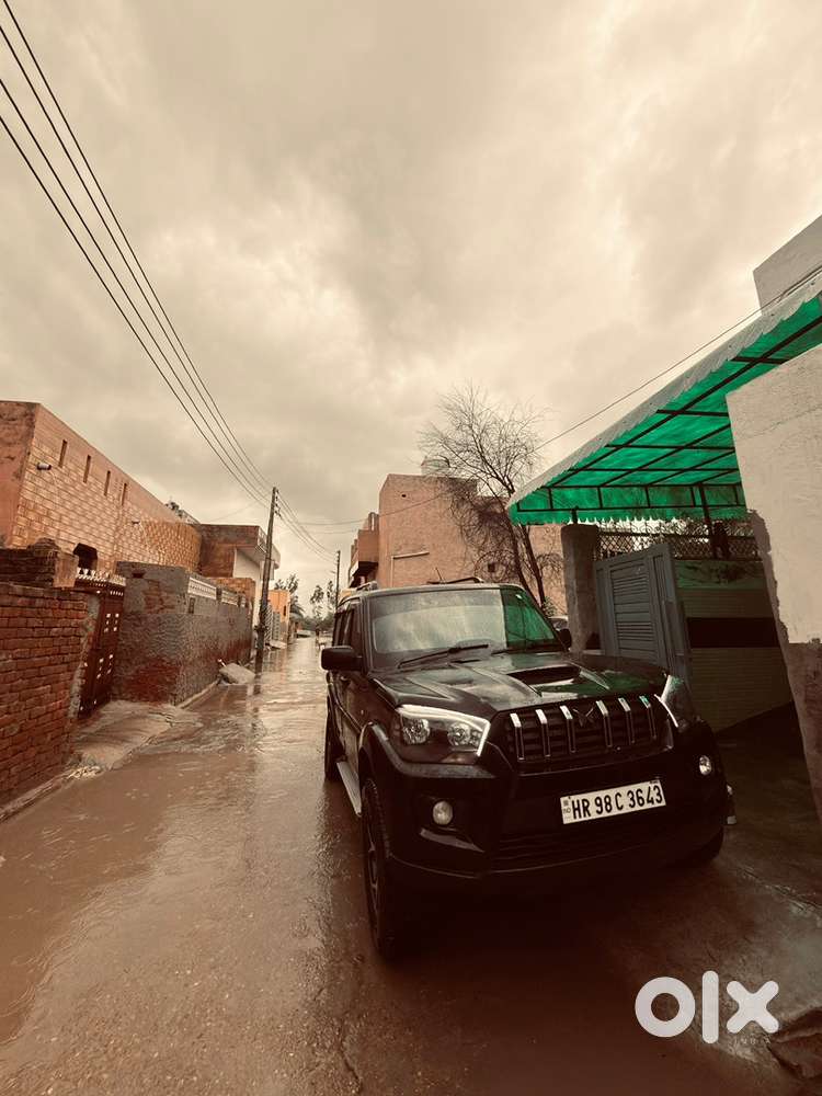 Mahindra Scorpio Classic 2021