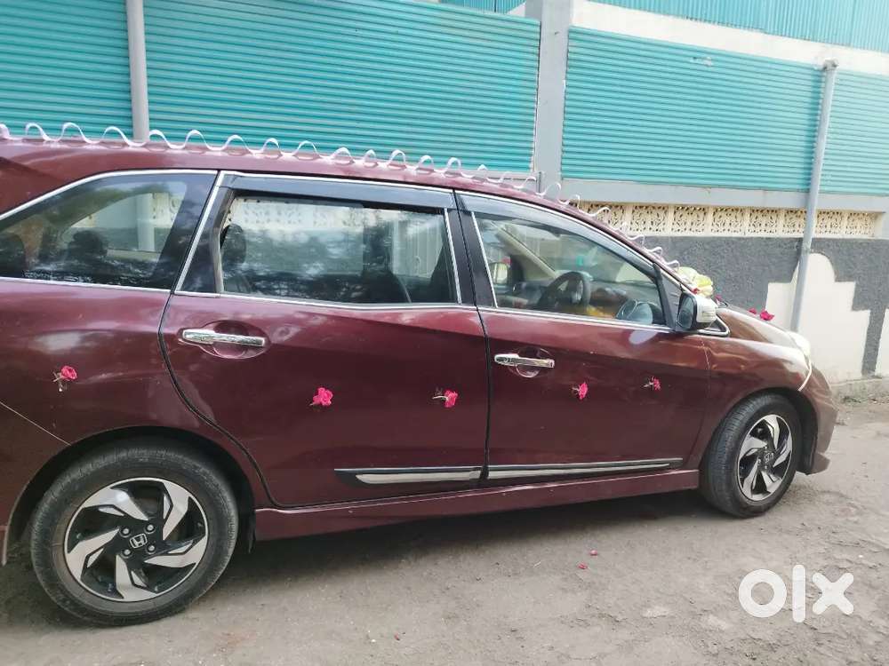 Honda Mobilio Top Model