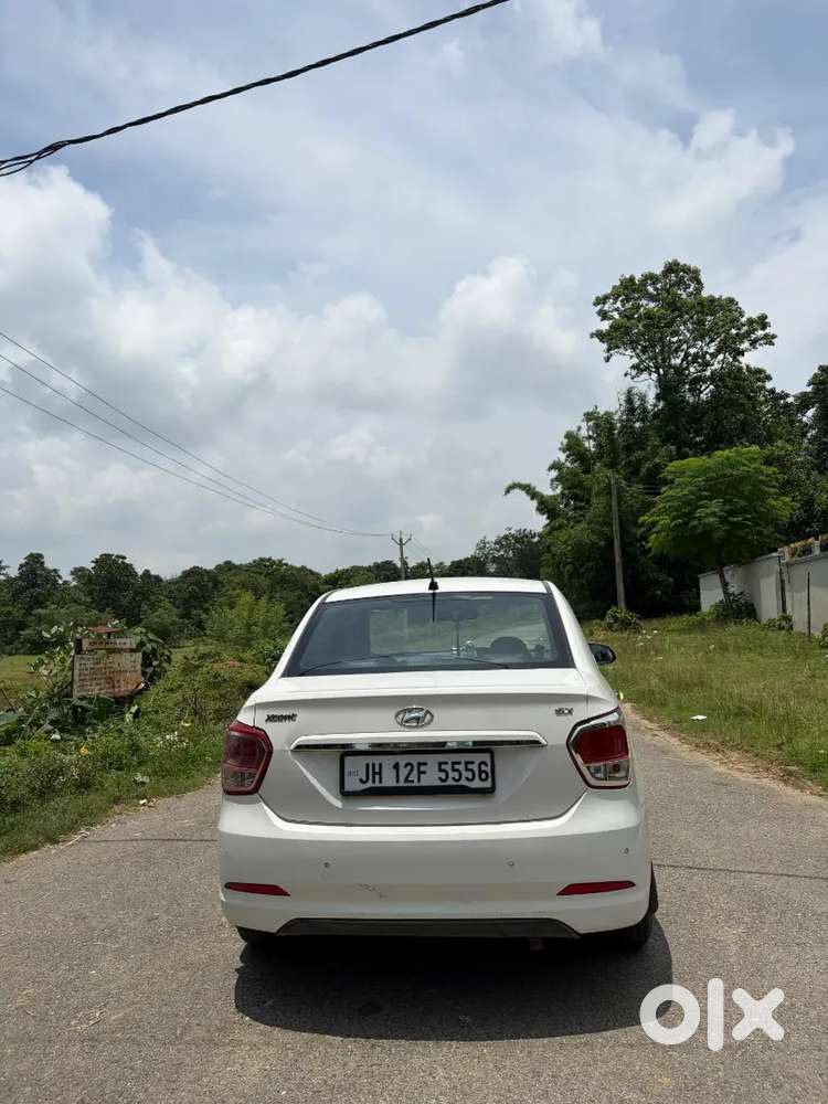 Hyundai Xcent 2015 Petrol 2nd Owner