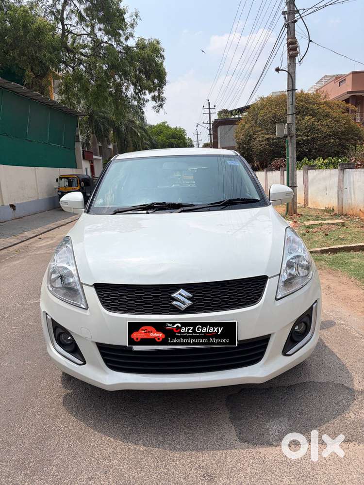 Maruti Suzuki Swift Vxi + Manual, 2017, Petrol