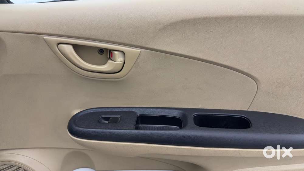 Honda Brio E Mt, 2015, Petrol