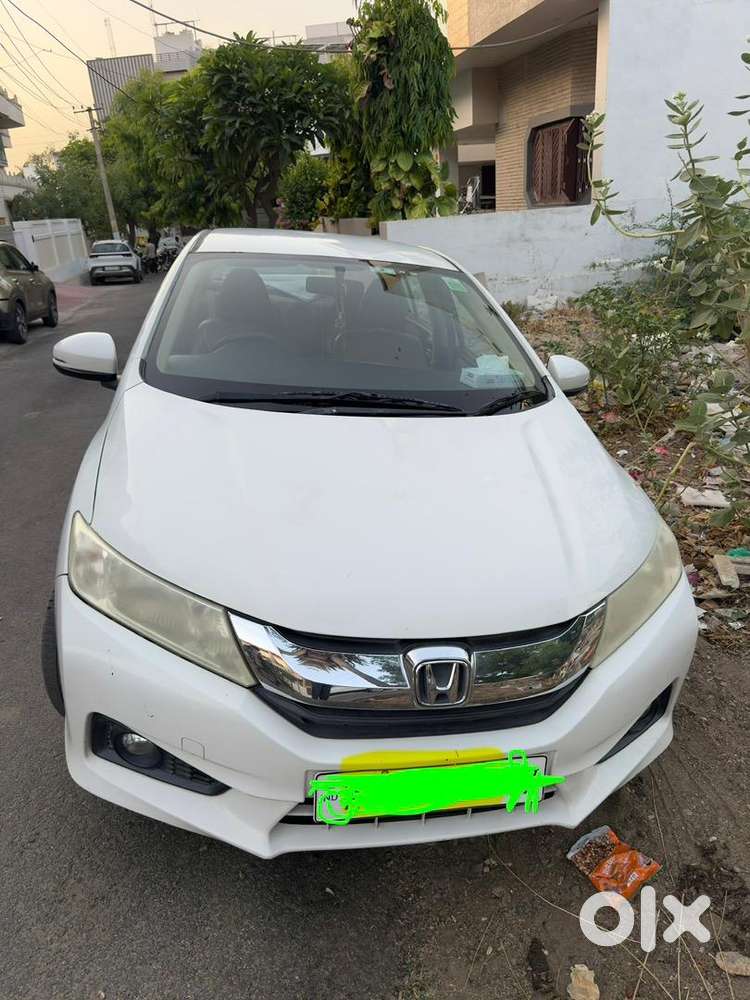 Honda Car 2016 Ready Petrol Manual 85,000 Km, First Owner