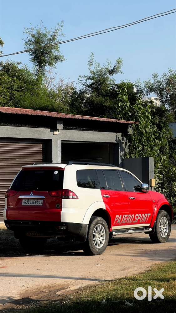 Mitsubishi Pajero Sport 2015