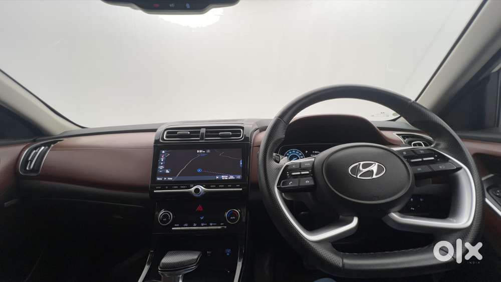 Hyundai Alcazar 2.0 Signature (o) Petrol At 6 Str Dual Tone, 2021, P..