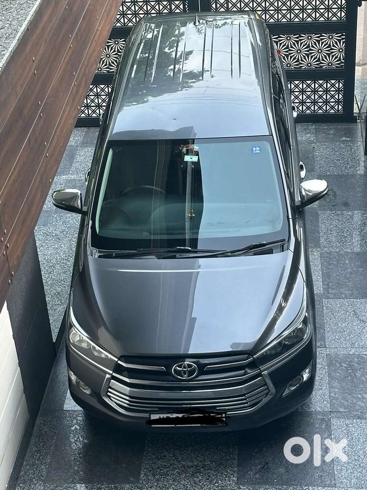 Toyota Innova Crysta 2017 Diesel Well Maintained