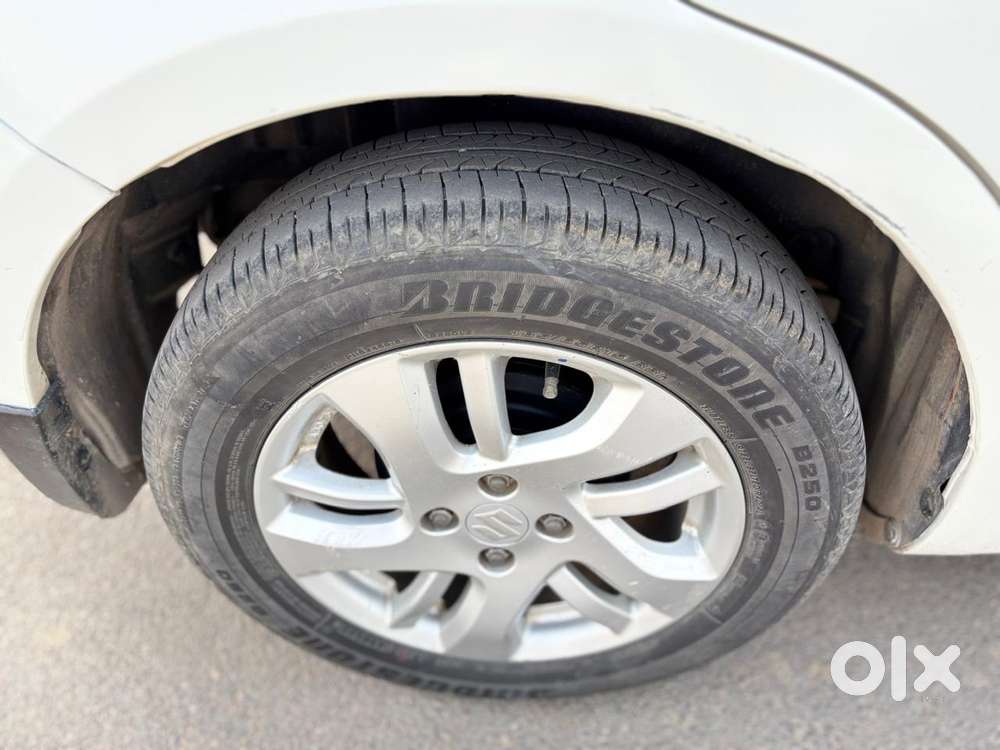 Maruti Suzuki Swift Dzire Zdi Bsiv, 2012, Diesel