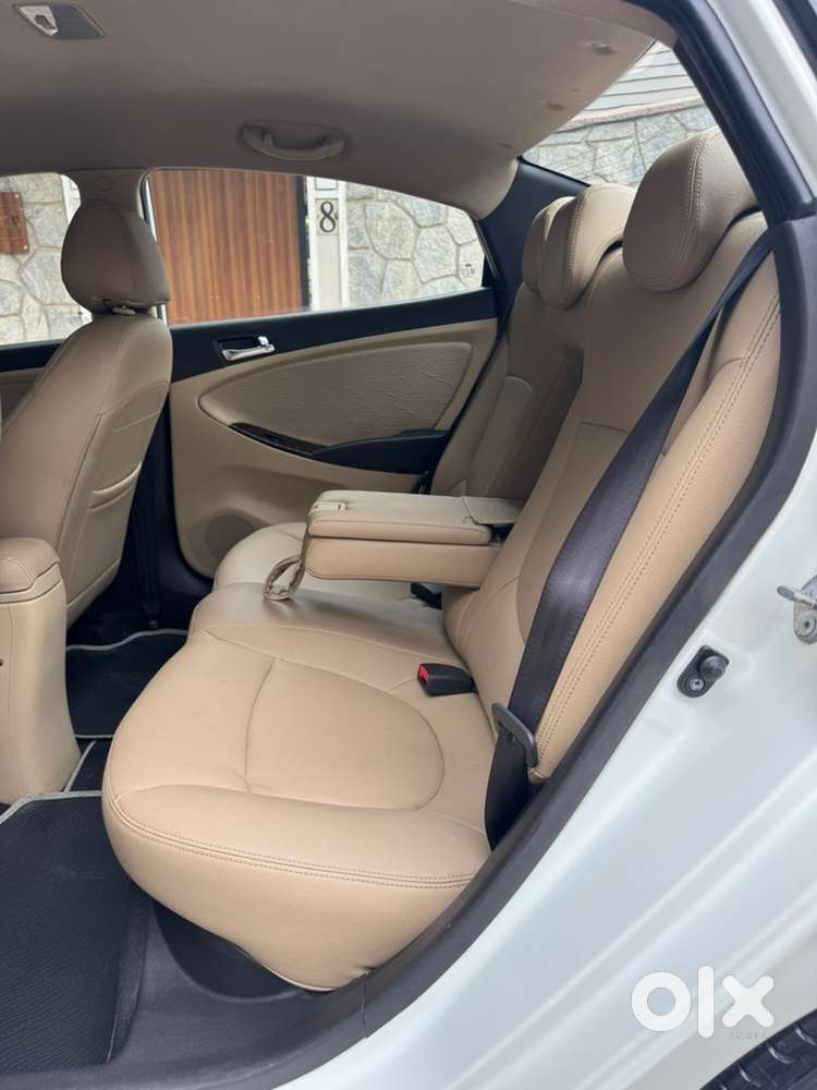 Hyundai Verna Fluidic 1.6 Crdi Sx Diesel Manual In Pristine Condition!