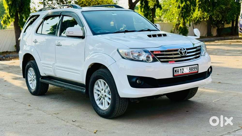 Toyota Fortuner 2013 Diesel Well Maintained Singal Hand Use New Tyres