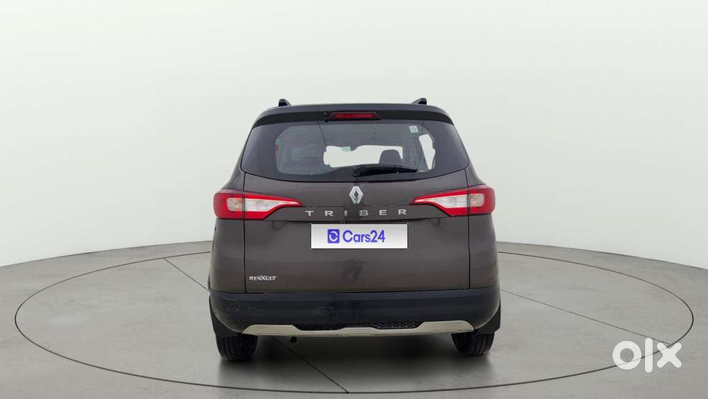 Renault Triber Rxz, 2023, Petrol