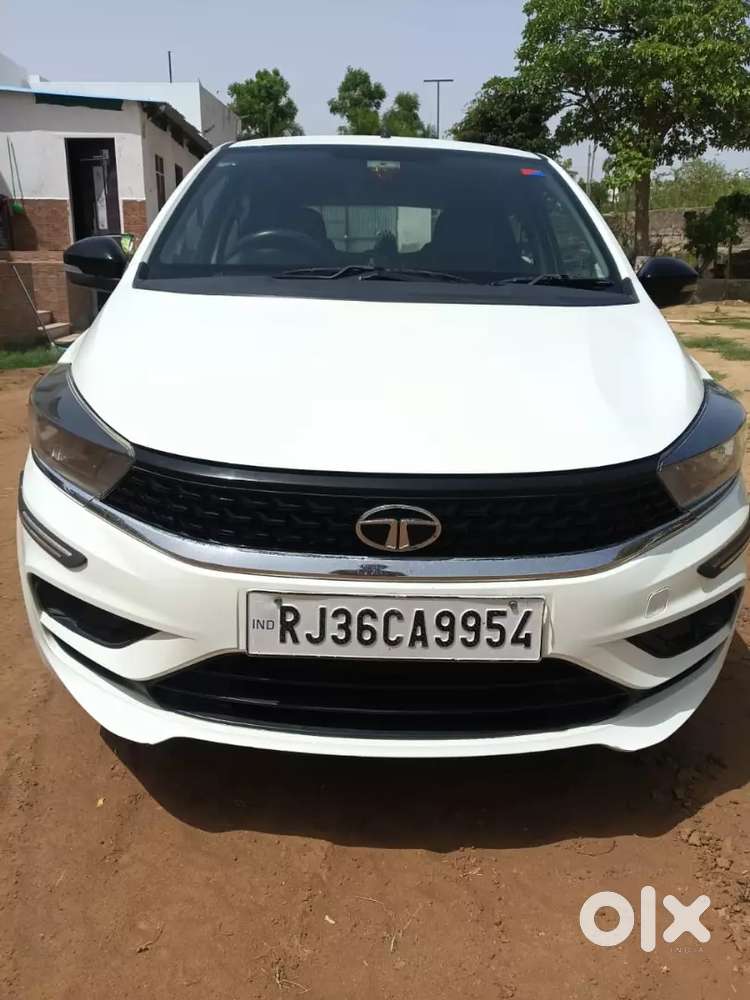 गाड़ी एक नंबर है
