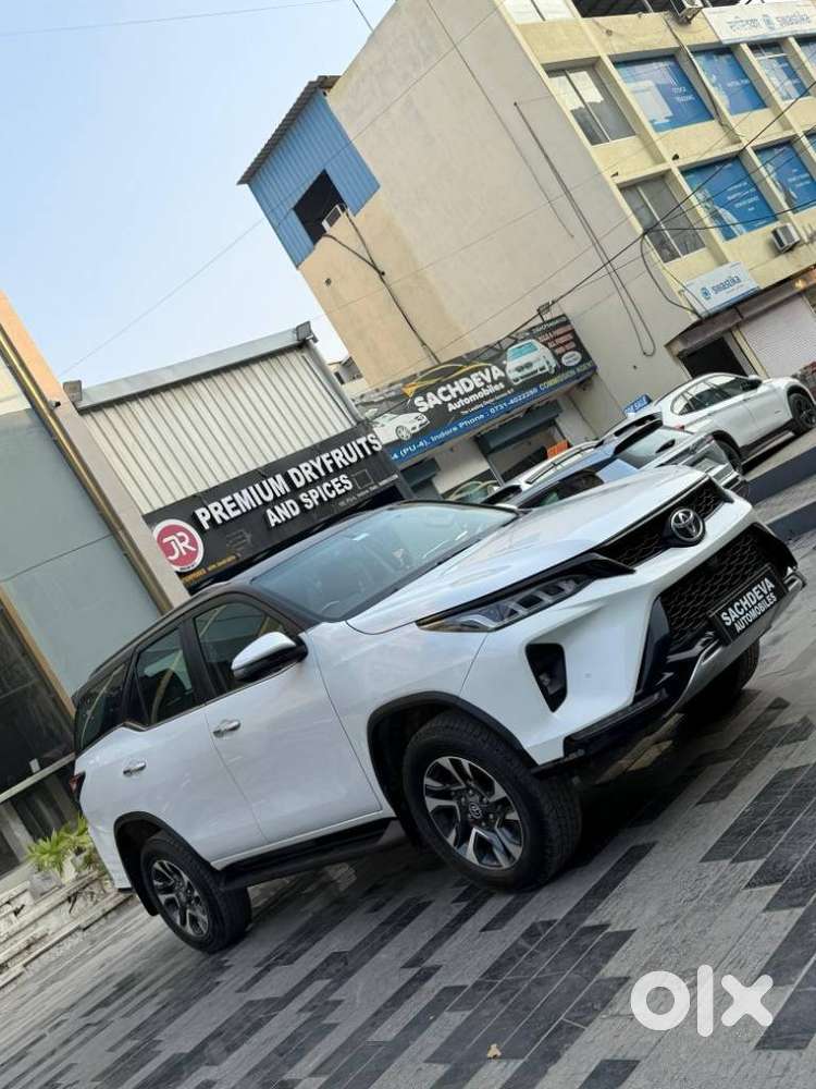 Toyota Fortuner Legender 4x2 At 2.8, 2024, Diesel