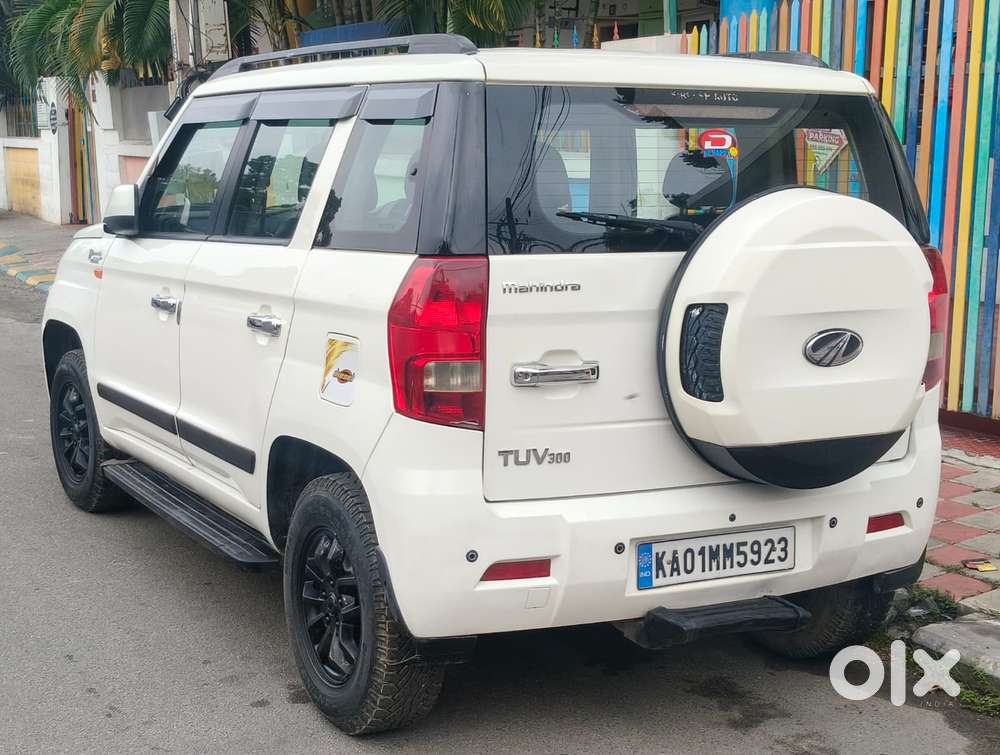 Mahindra Tuv 300 Mhawk100 T8, 2015, Diesel