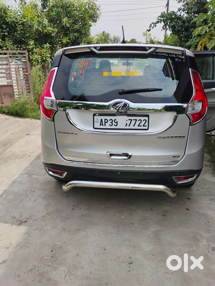 Mahindra Marazzo M6, 2019, Diesel