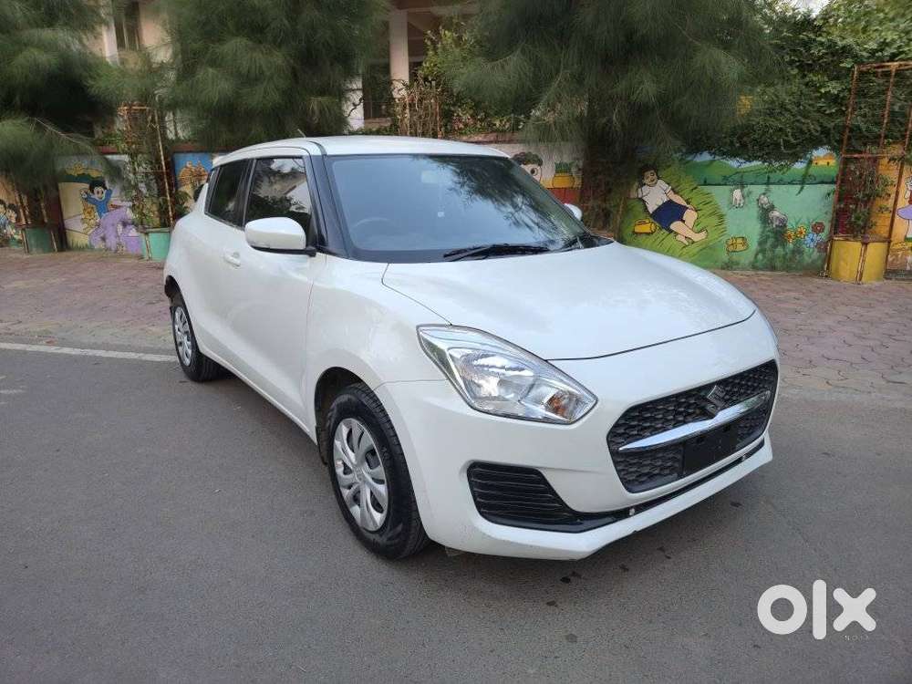 Maruti Suzuki Swift Vxi + Manual, 2021, Petrol