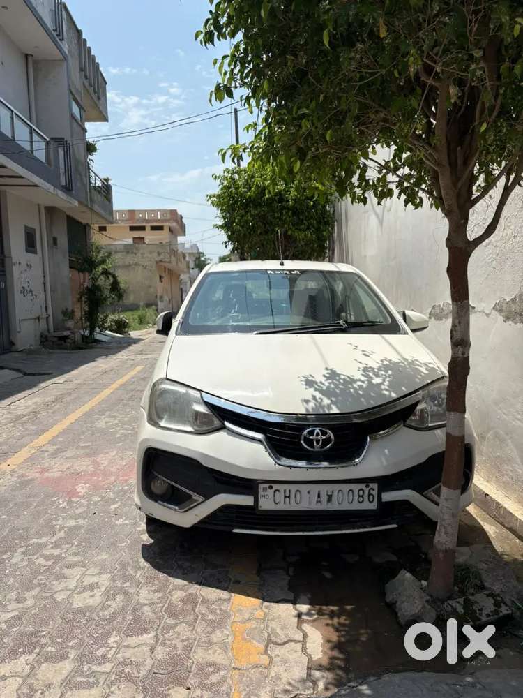 Toyota Etios 2014 Diesel 150000 Km Driven