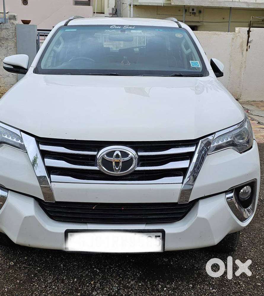 Toyota Fortuner, 2017, Petrol