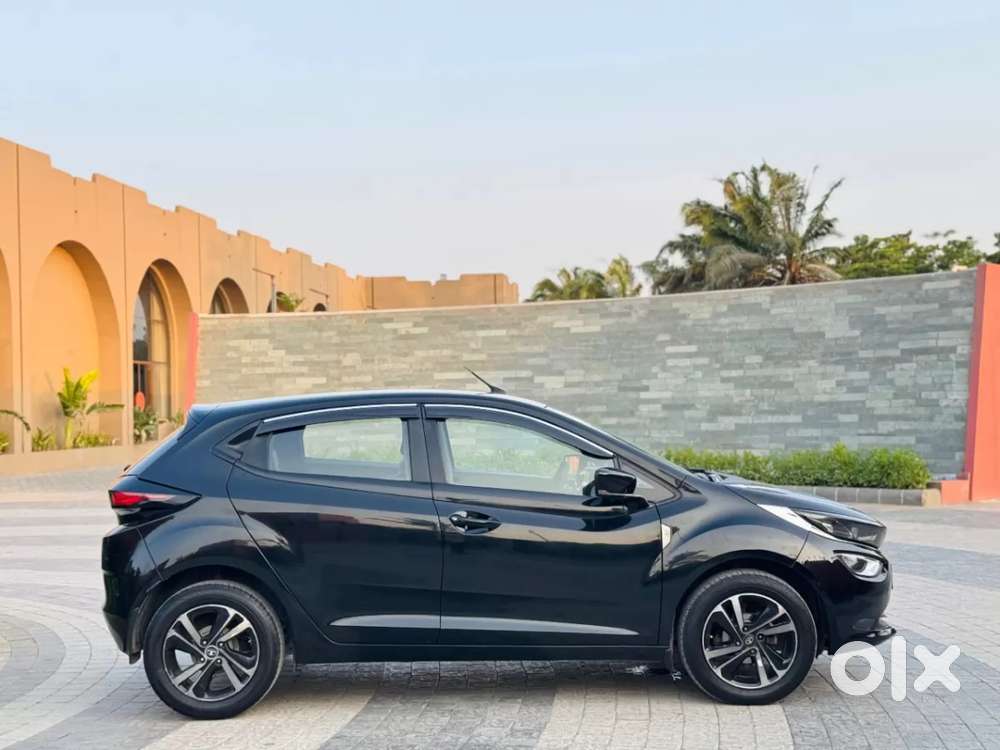 Tata Altroz 1.2 Xz Plus Dark Edition, 2022, Petrol
