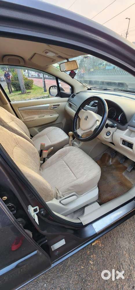 Maruti Suzuki Ertiga 2012-2015 Vdi, 2012, Diesel