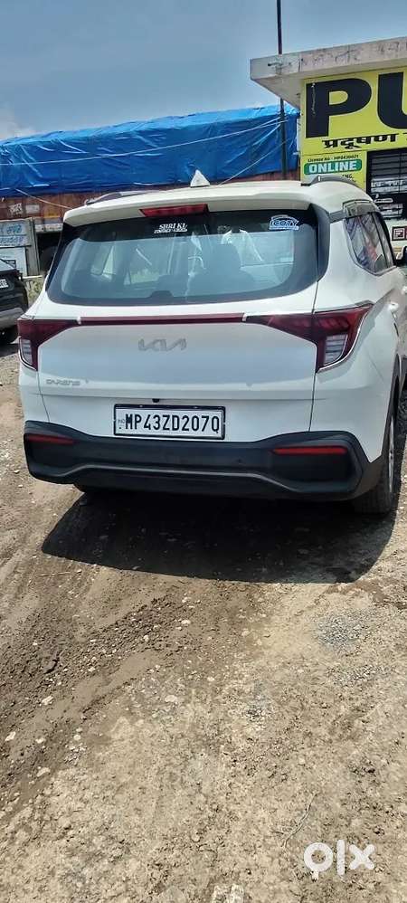Kia Carens 1.5 Petrol Premium 2023