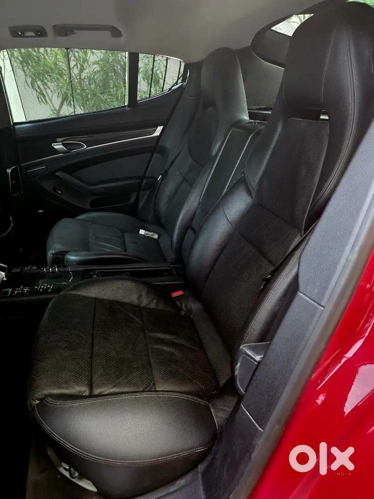 Porsche Panamera V6 Diesel In Carmine Red