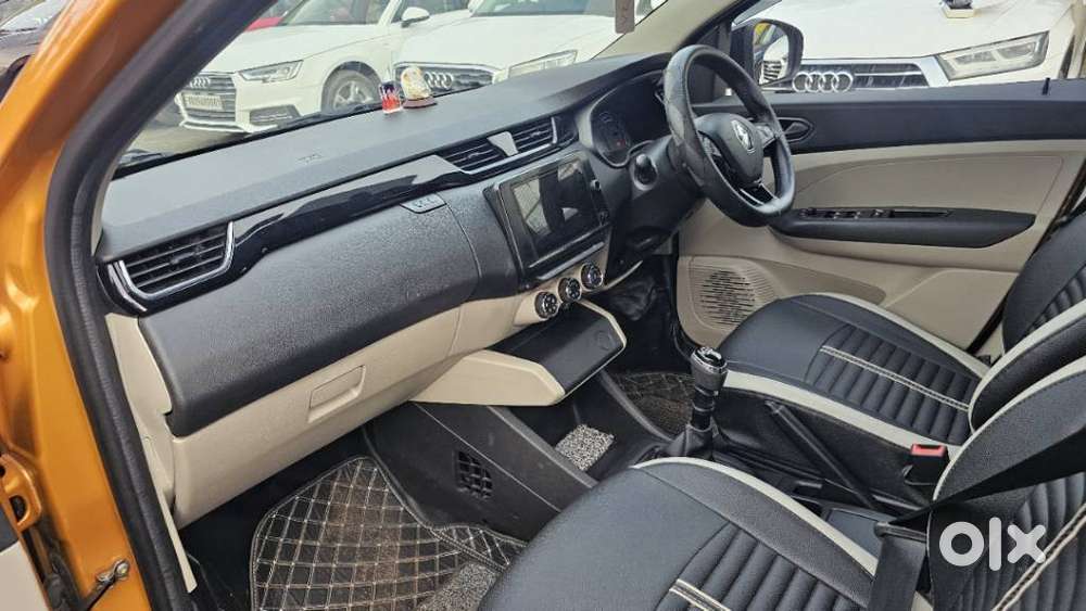 Renault Triber Rxt, 2024, Petrol