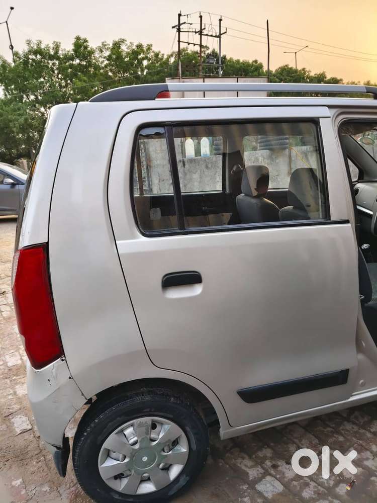 One Hand Car, Condition Is Good