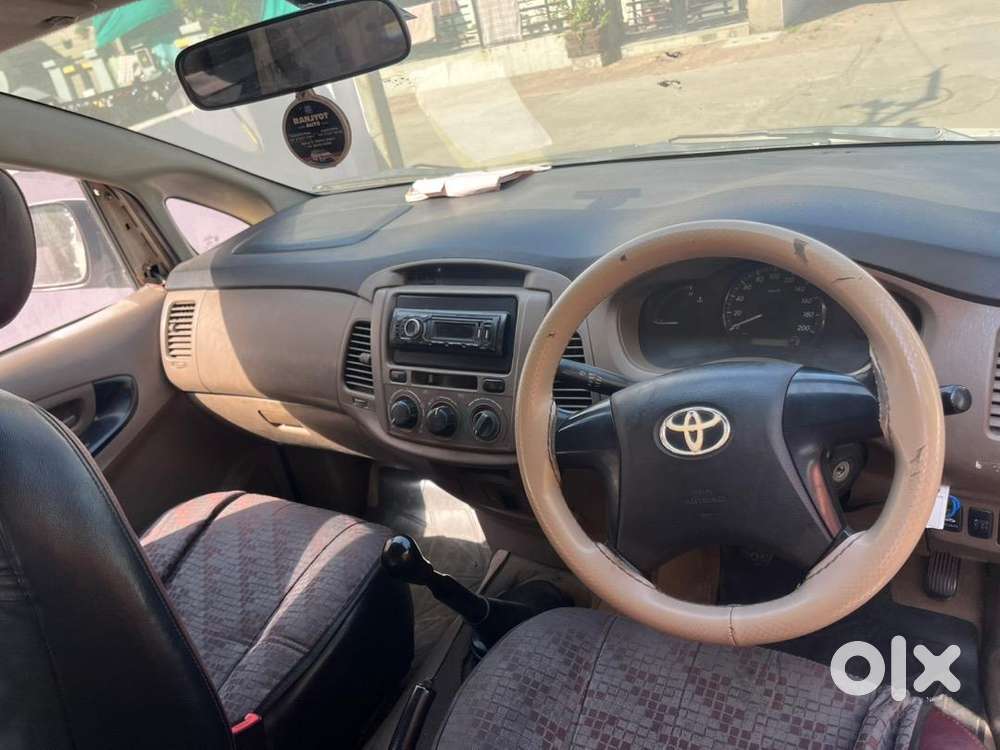 Toyota Innova 2015 Diesel 166100 Km Driven