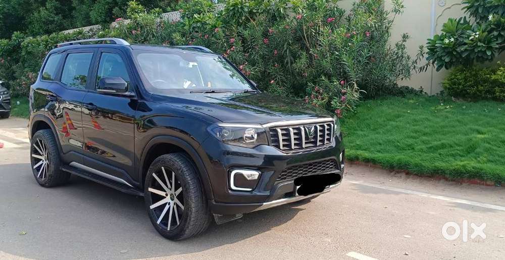 Mahindra Scorpio N Z6 Diesel At 2wd 7 Str, 2023, Diesel