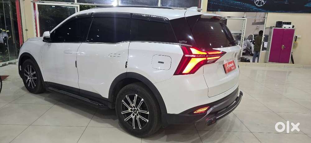 Mahindra Xuv700 2.2 Ax 7 Diesel At Luxury Pack Str, 2022, Diesel