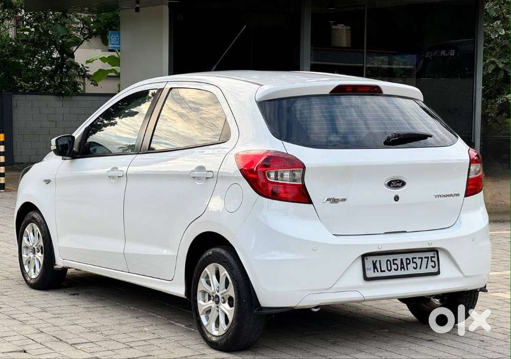 Ford Figo Petrol Titanium, 2017, Petrol