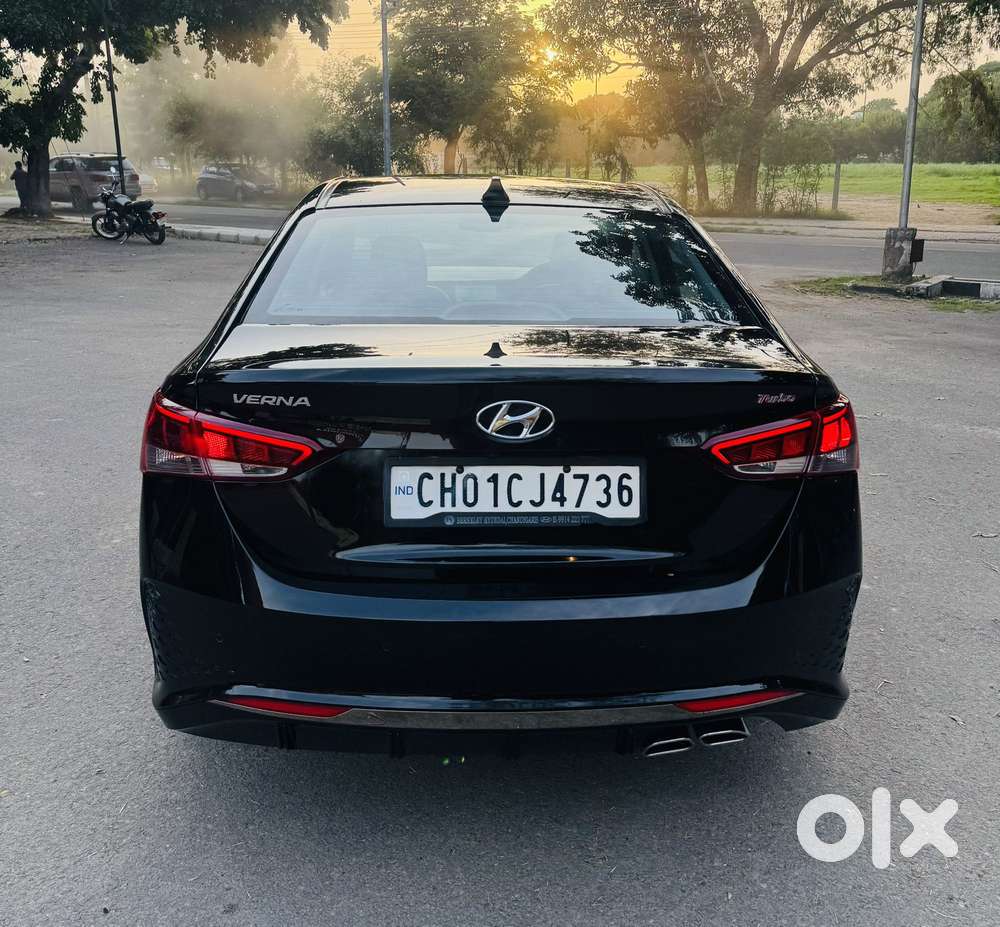 Hyundai Verna 1.0 Sx (o) Turbo Gdi Dct, 2022, Petrol