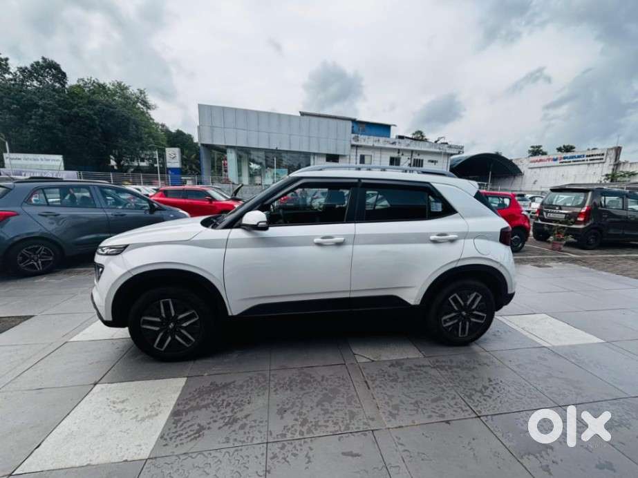 Hyundai Venue 1.0l Turbo Gdi Sx Mt, 2022, Petrol