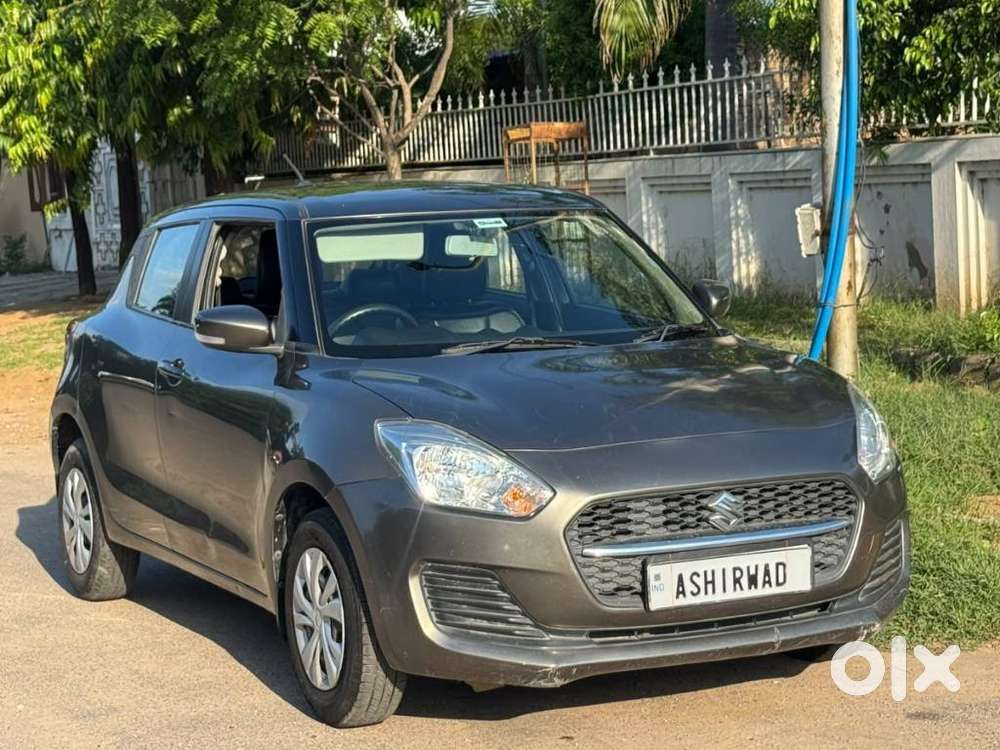Maruti Suzuki Swift Vxi, 2021, Petrol