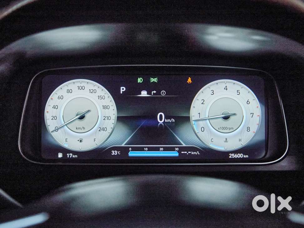 Hyundai Alcazar 2.0 Signature (o) Petrol At 6 Str, 2022, Petrol