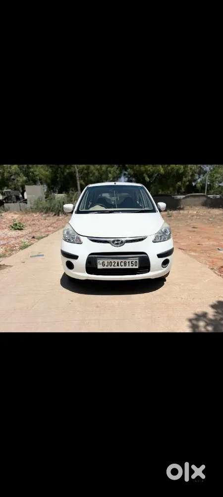 2008. Petrol Good Condition
Insurance Available 
60%tyre
Automatic L