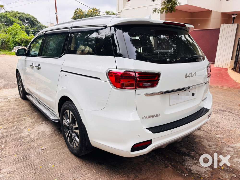 Kia Carnival Limousine Plus 7 Str, 2021, Diesel