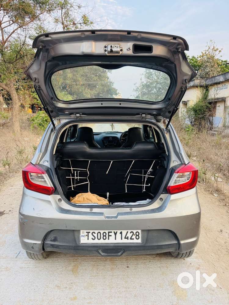 Tata Tiago 1.2 Revotron Xt (o), 2018, Petrol