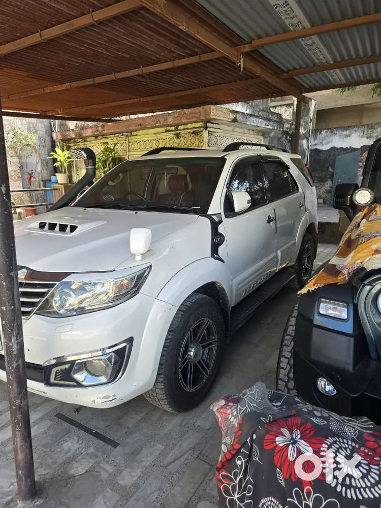 Toyota Fortuner 4 By 2 Manual Fully Maintain With Working Snorkel