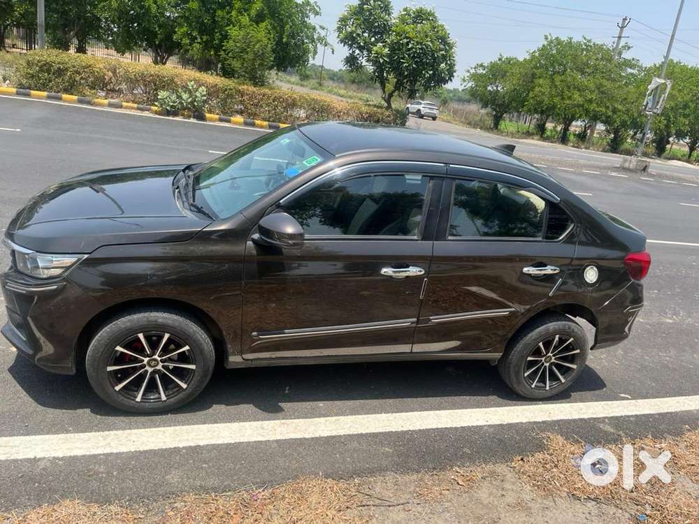 2 Keys Available