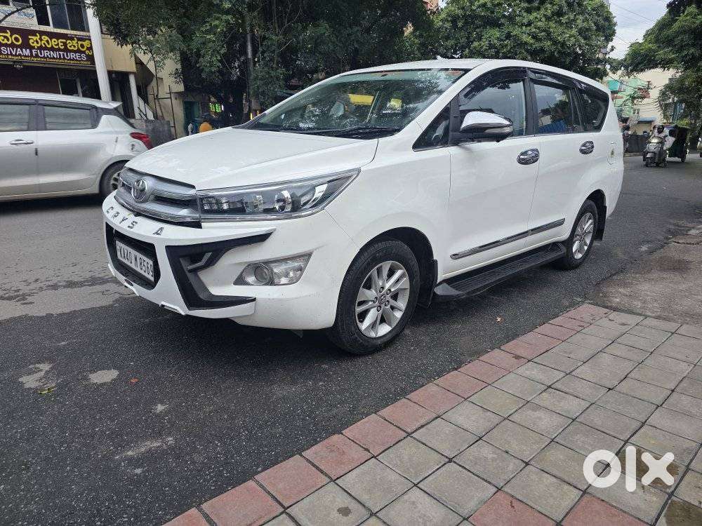 Toyota Innova Crysta 2.8z Automatic, 2017, Diesel