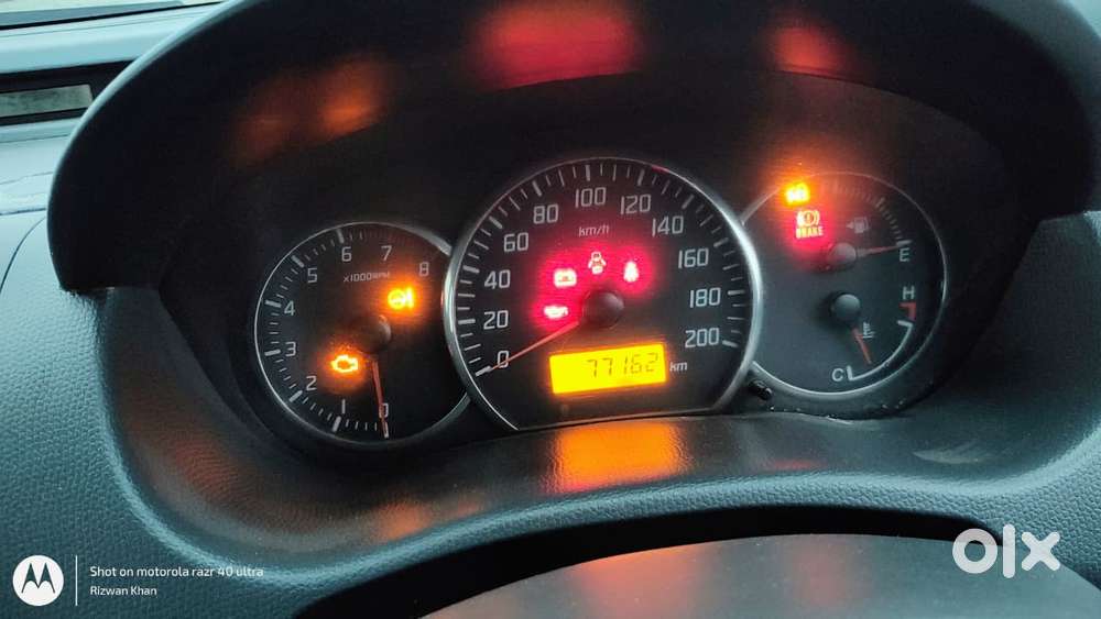 Maruti Suzuki Swift Dzire Vxi, 2011, Petrol