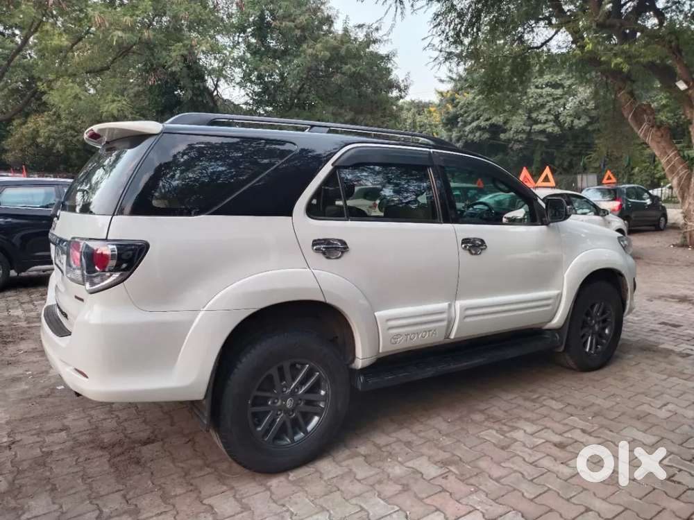 Toyota Fortuner 4x2 At, 2015, Diesel