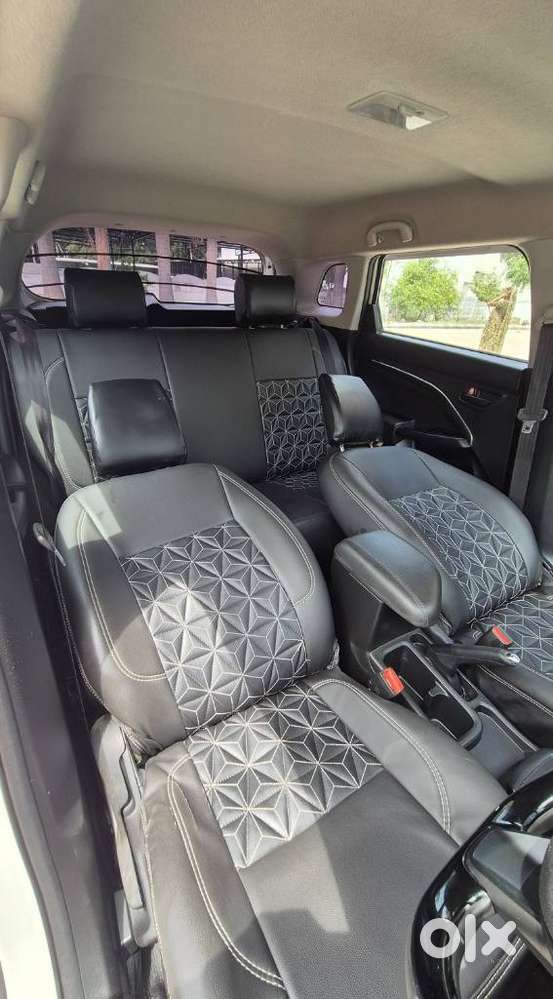 Maruti Suzuki Brezza 1.5 Lxi Smart Hybrid, 2023, Petrol