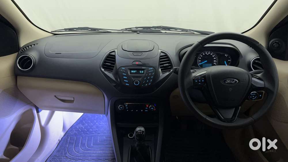 Ford Figo Aspire Titanium, 2016, Petrol