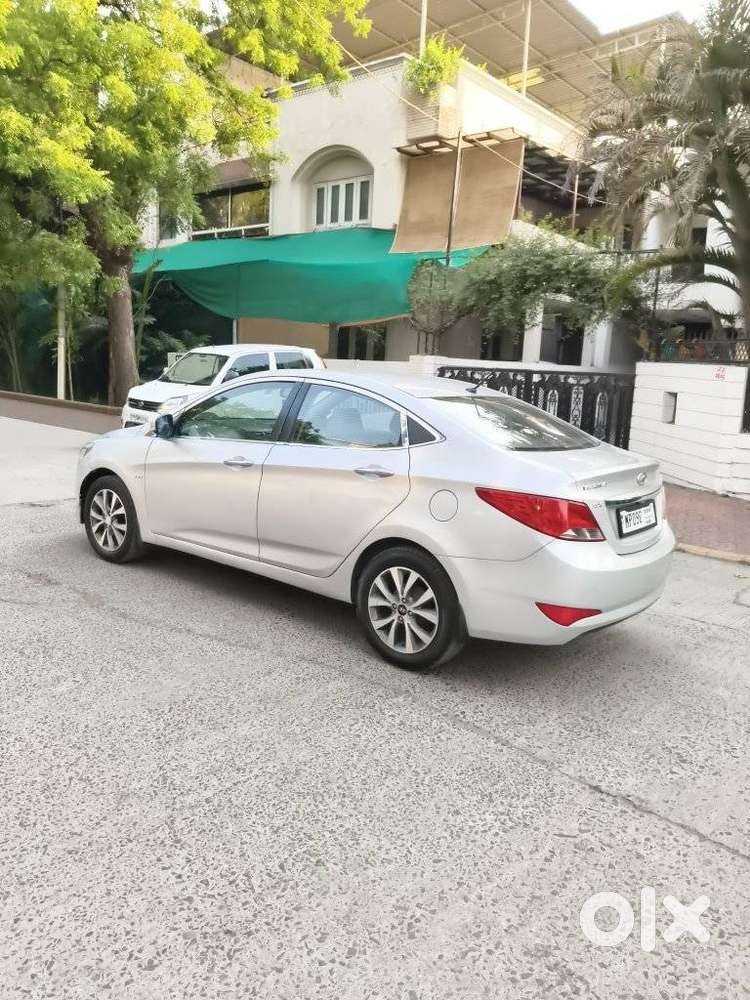 Hyundai Verna Vtvt 1.6 Sx, 2015, Petrol