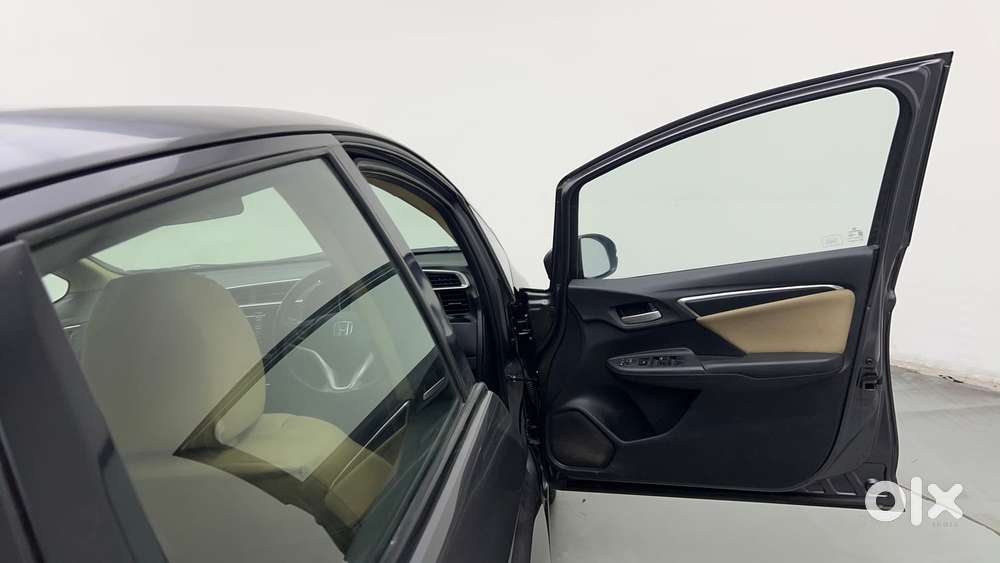 Honda Jazz V Cvt, 2018, Petrol