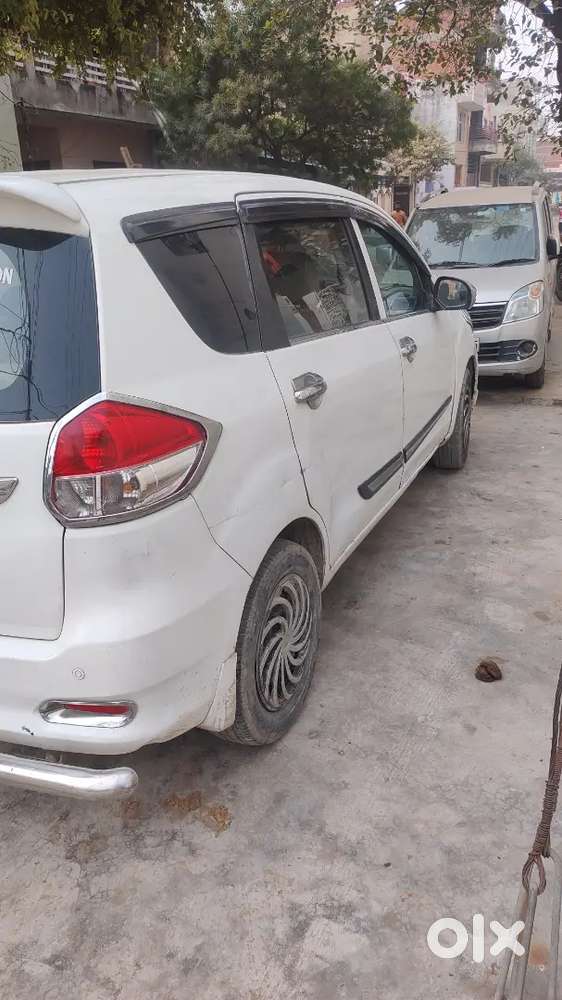 Maruti Suzuki Ertiga 2017 Diesel 99000 Km Driven