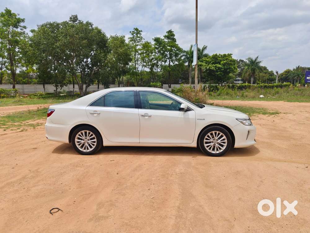Toyota Camry Hybrid, 2016, Petrol